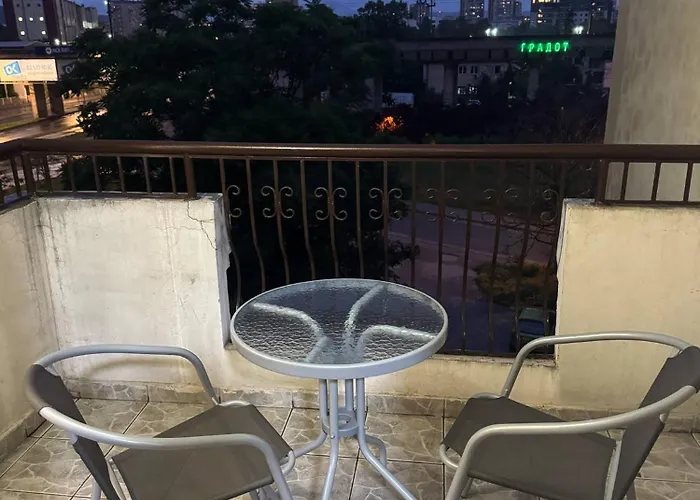 Apartment Vd 2 ,only 5 Min From Main Bus Station Skopje