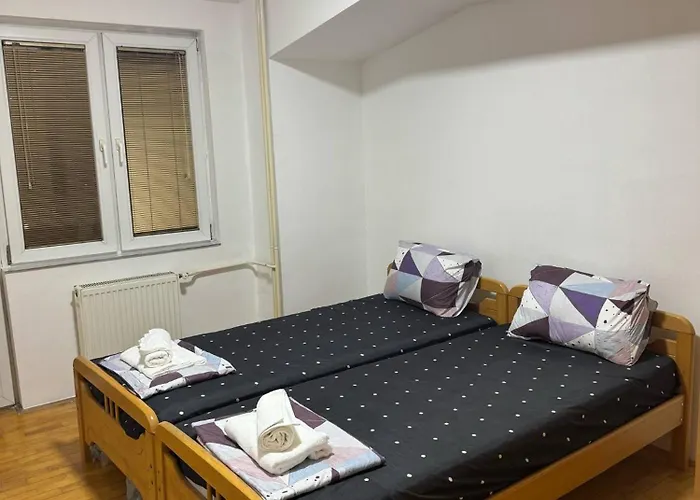 Vd 2 ,only 5 Min From Main Bus Station